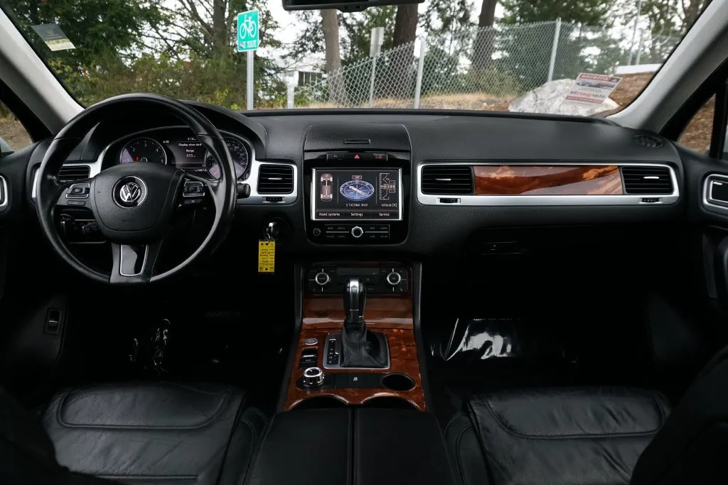Volkswagen Touareg photo 23