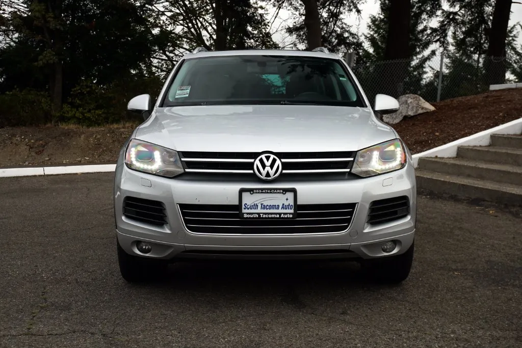 Volkswagen Touareg photo 2
