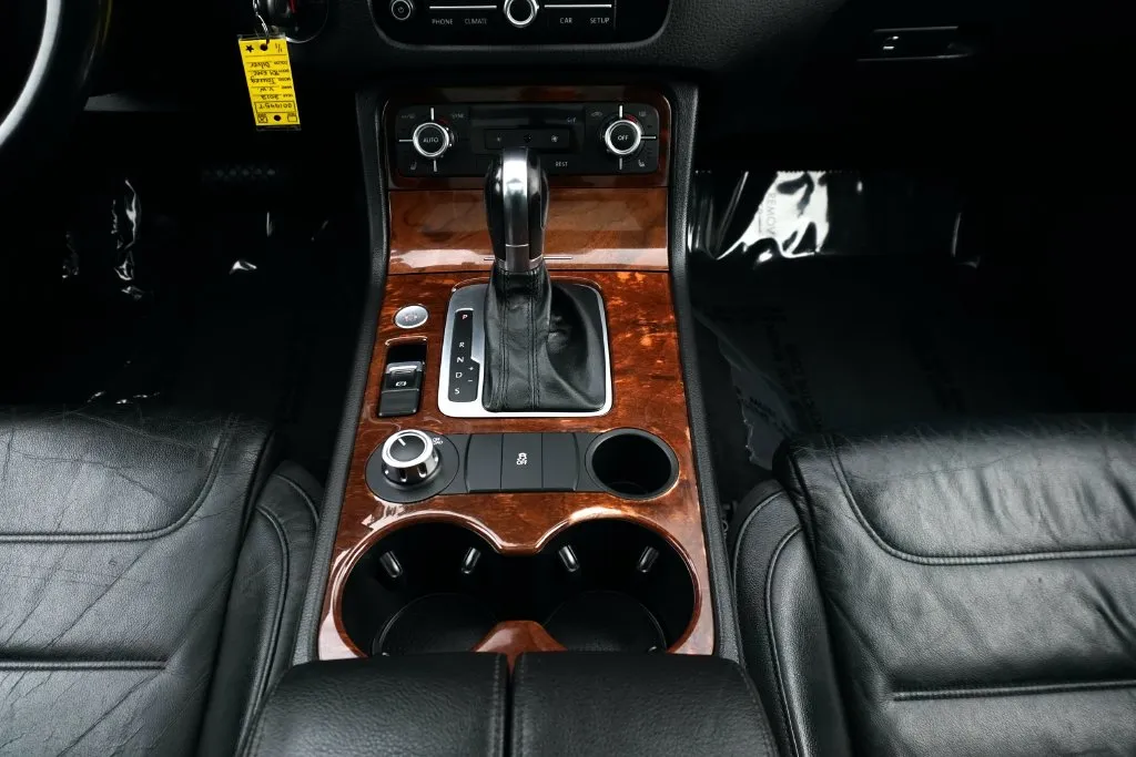 Volkswagen Touareg photo 24
