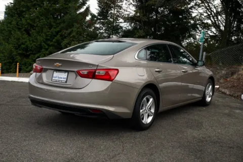 More photos of 2023 Chevrolet Malibu LT 1LT at South Tacoma Auto, WA