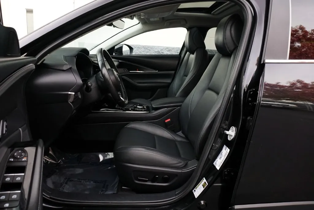 Mazda CX-30 photo 18