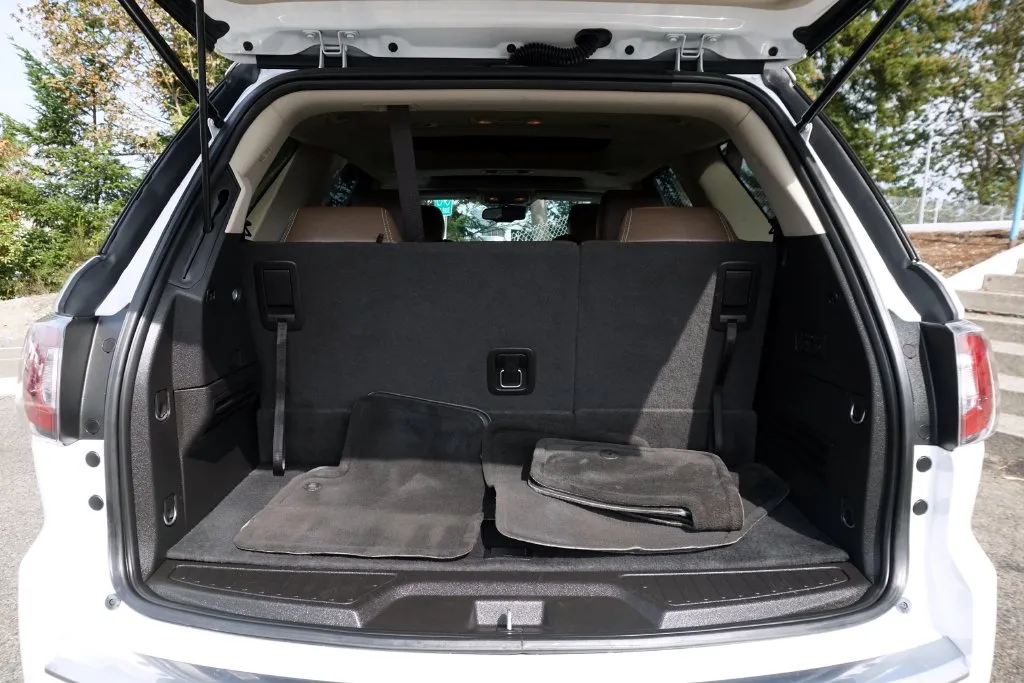 GMC Acadia photo 20