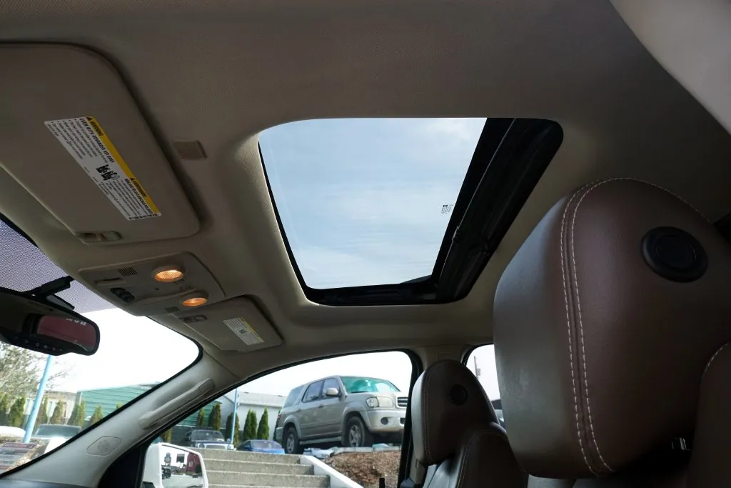 GMC Acadia photo 15