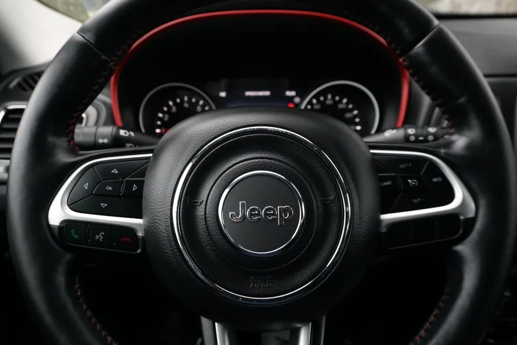 Jeep Compass photo 24