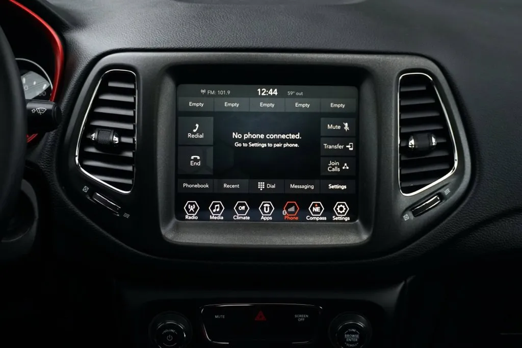 Jeep Compass photo 30