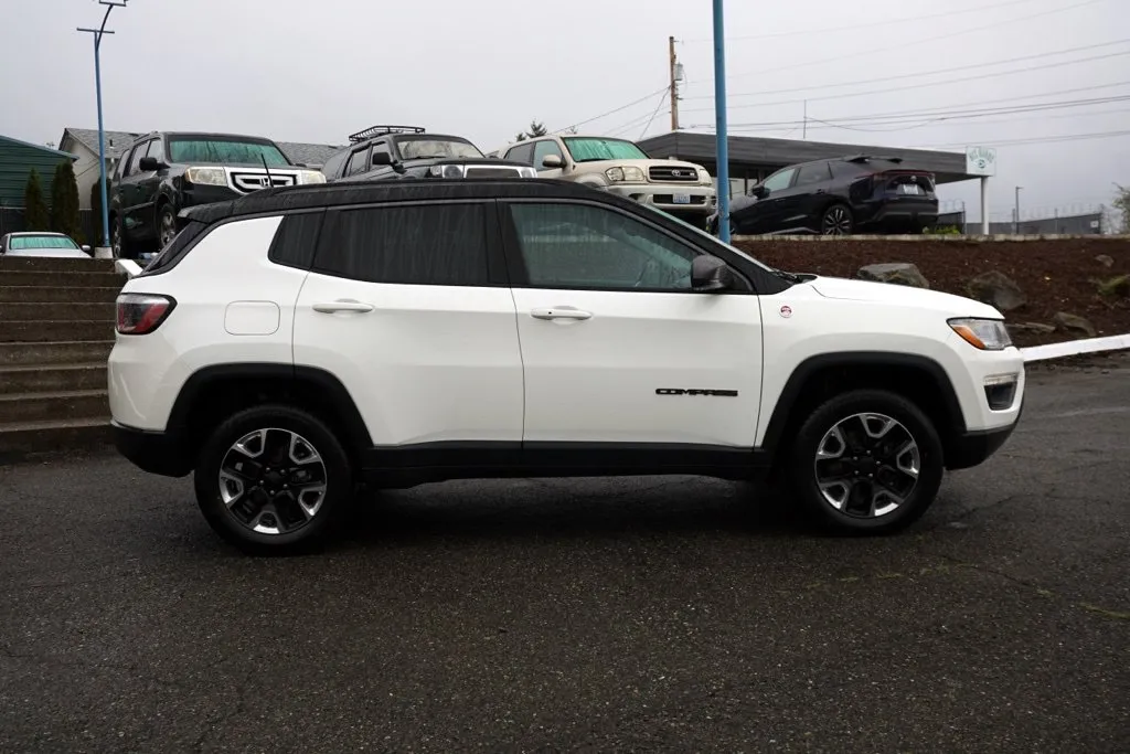Jeep Compass photo 6