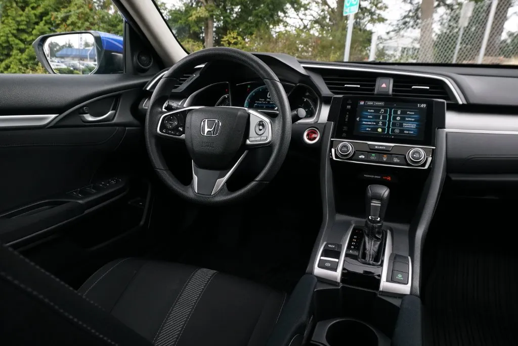 Honda Civic photo 11