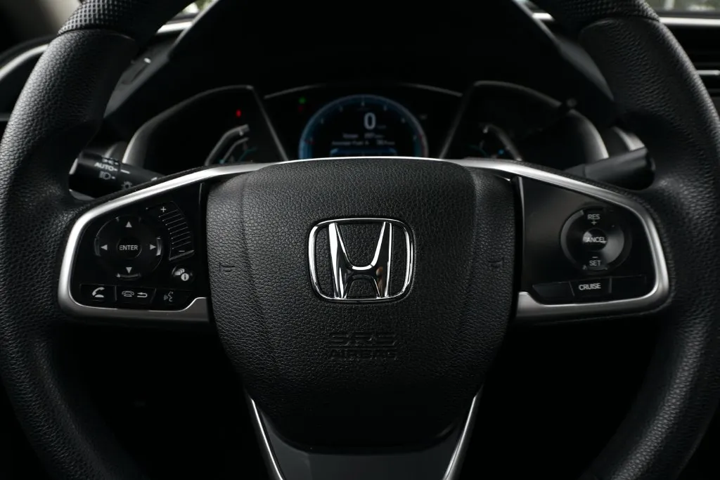 Honda Civic photo 17