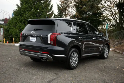 More photos of 2025 Hyundai Palisade SEL at South Tacoma Auto, WA