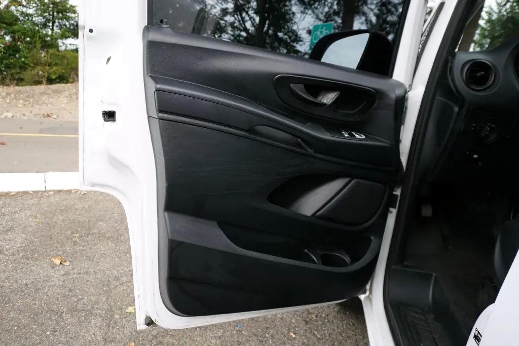 Mercedes-Benz Metris photo 15