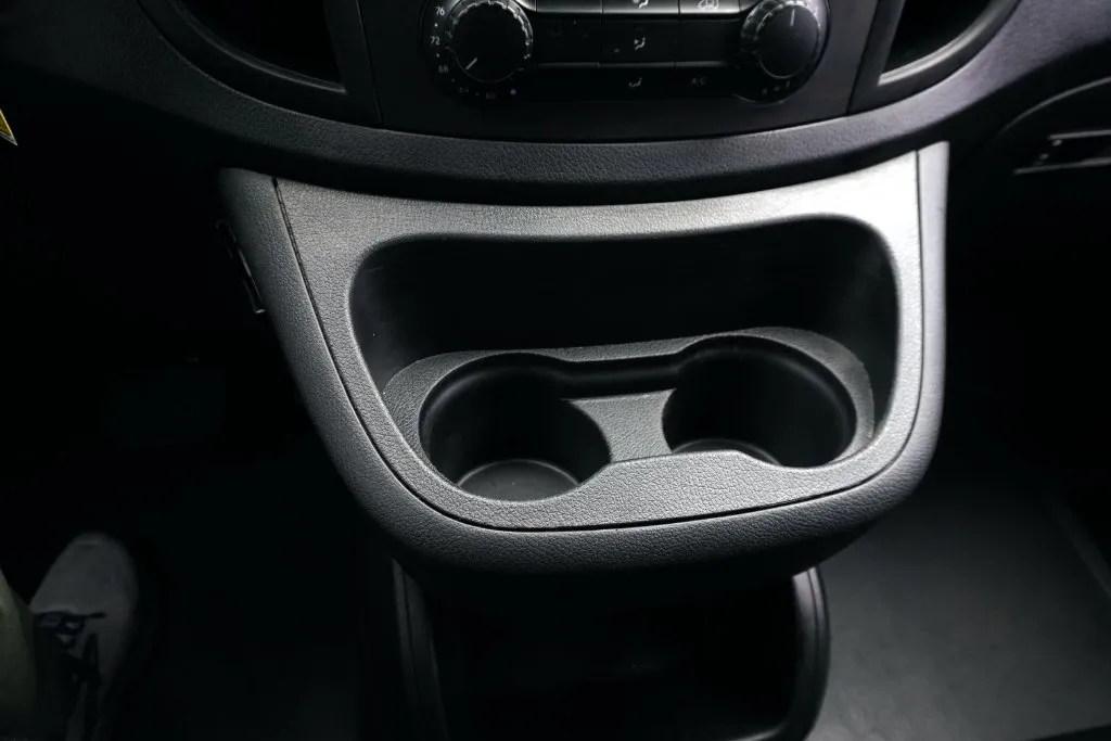 Mercedes-Benz Metris photo 23