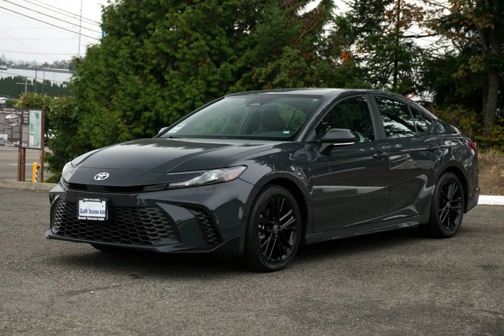 Toyota Camry photo 7