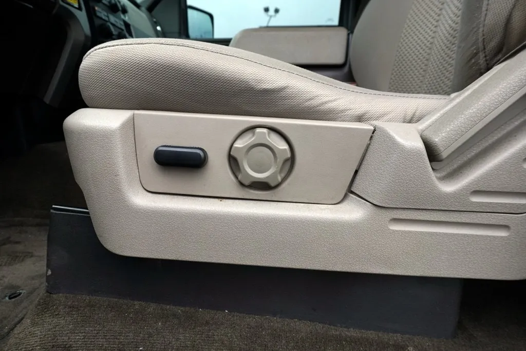 Ford F-150 photo 16