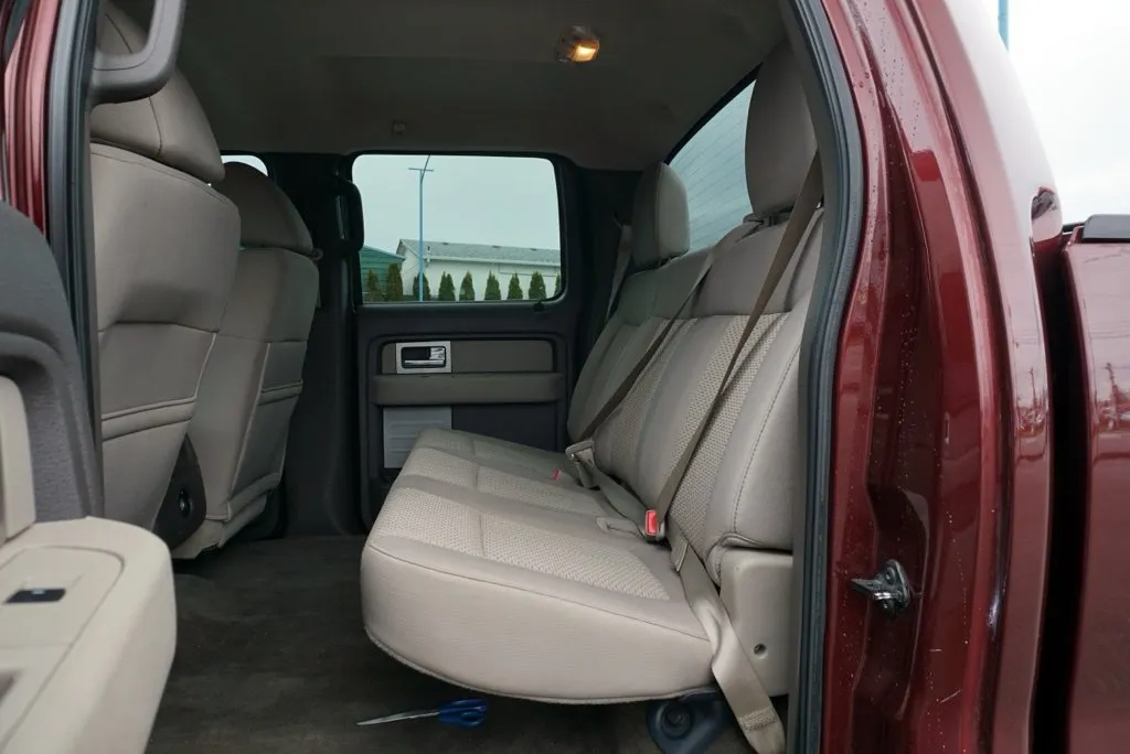 Ford F-150 photo 18