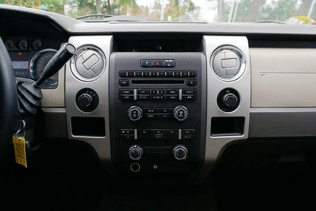 Ford F-150 photo 23