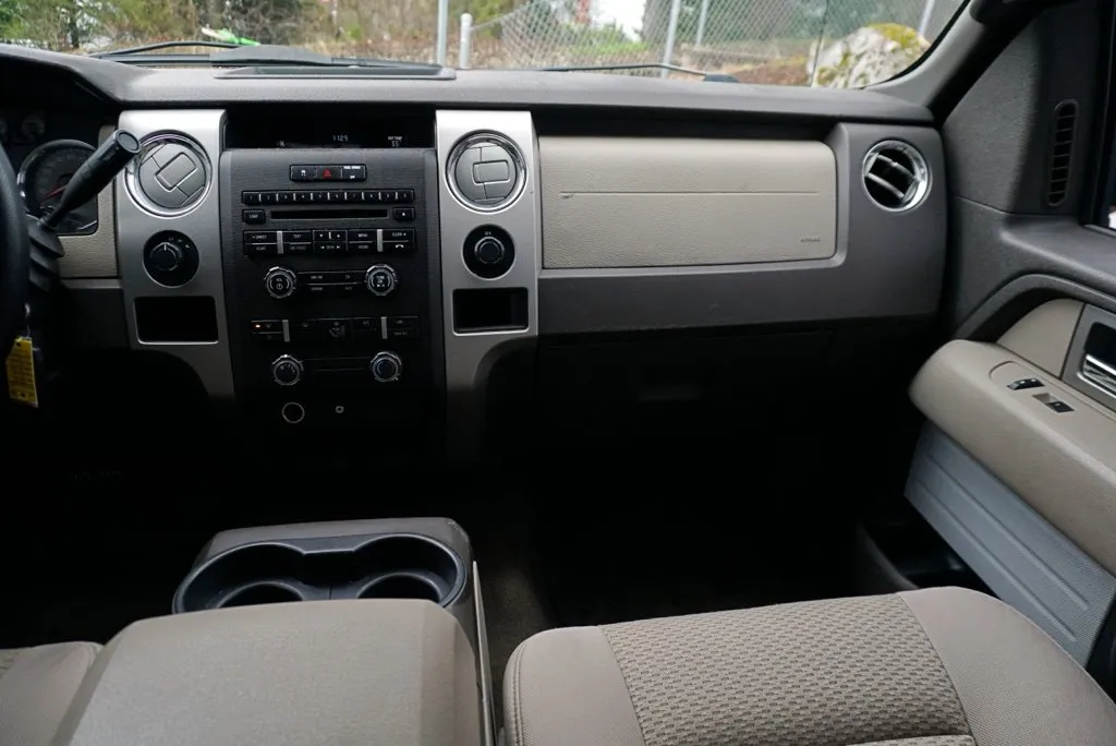 Ford F-150 photo 15