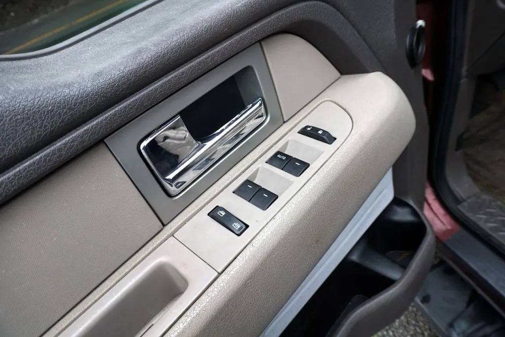 Ford F-150 photo 20