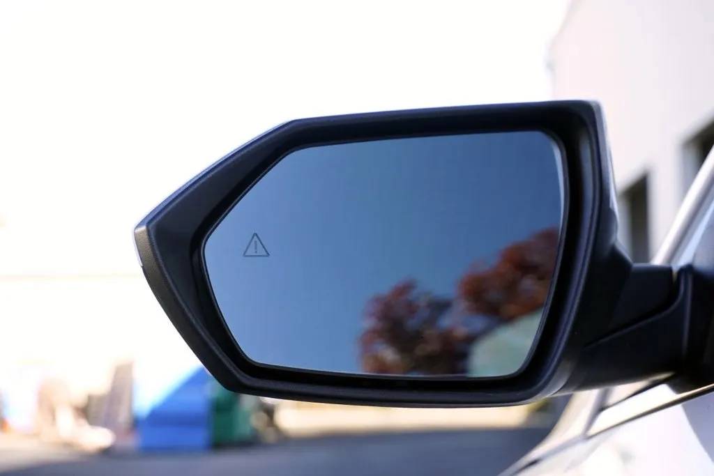 Hyundai Elantra photo 11