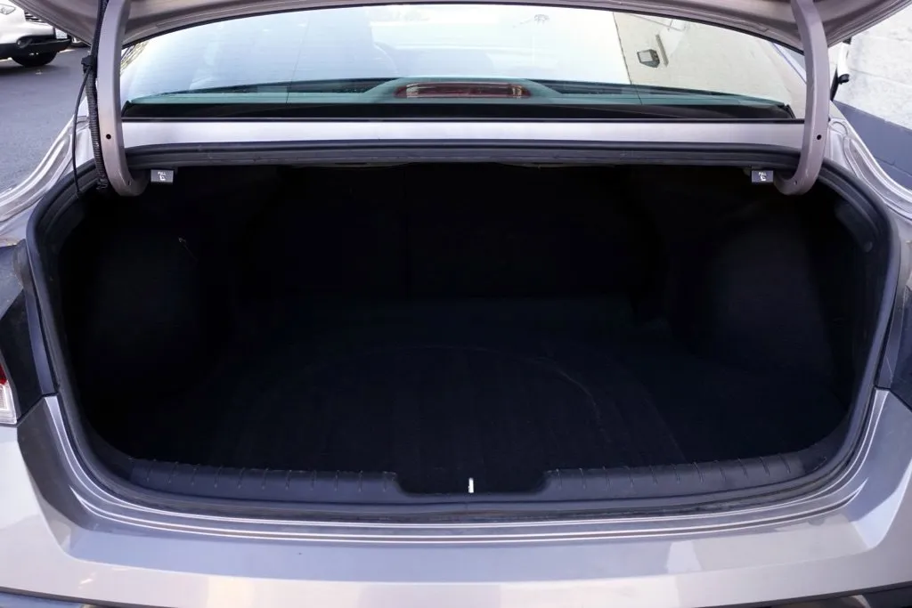 Hyundai Elantra photo 21