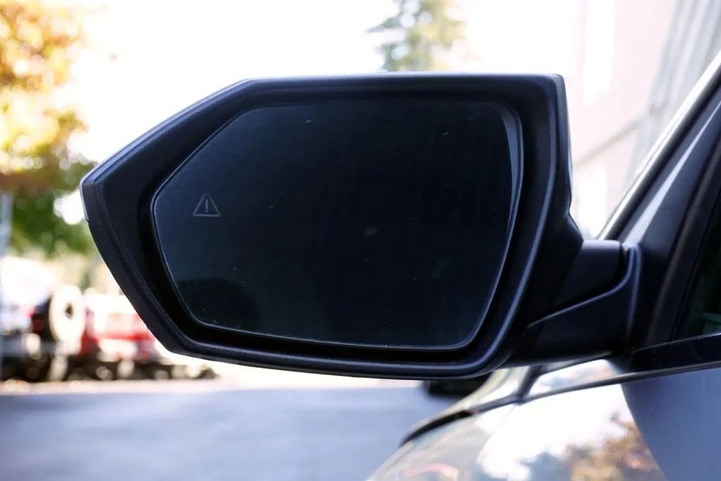 Hyundai Elantra photo 11