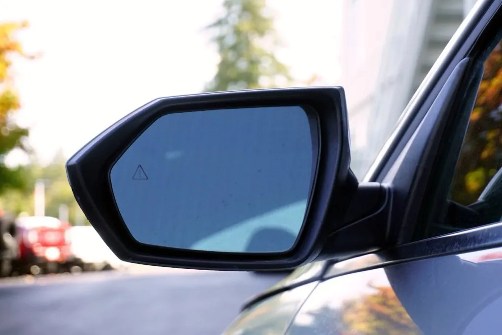 Hyundai Elantra photo 11