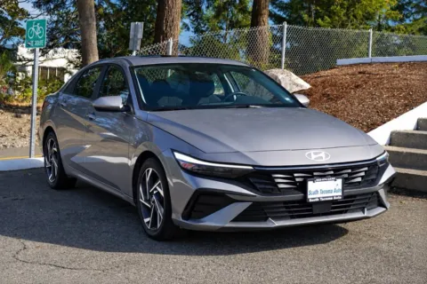 Silver 2025 Hyundai Elantra SEL Convenience for sale in Tacoma, WA