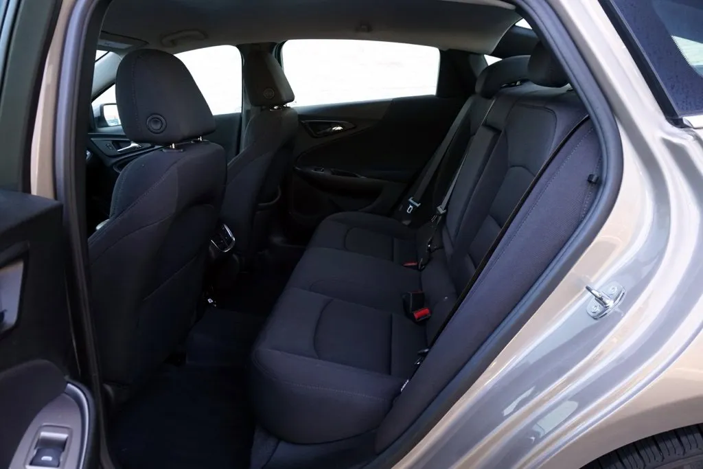 Chevrolet Malibu photo 17