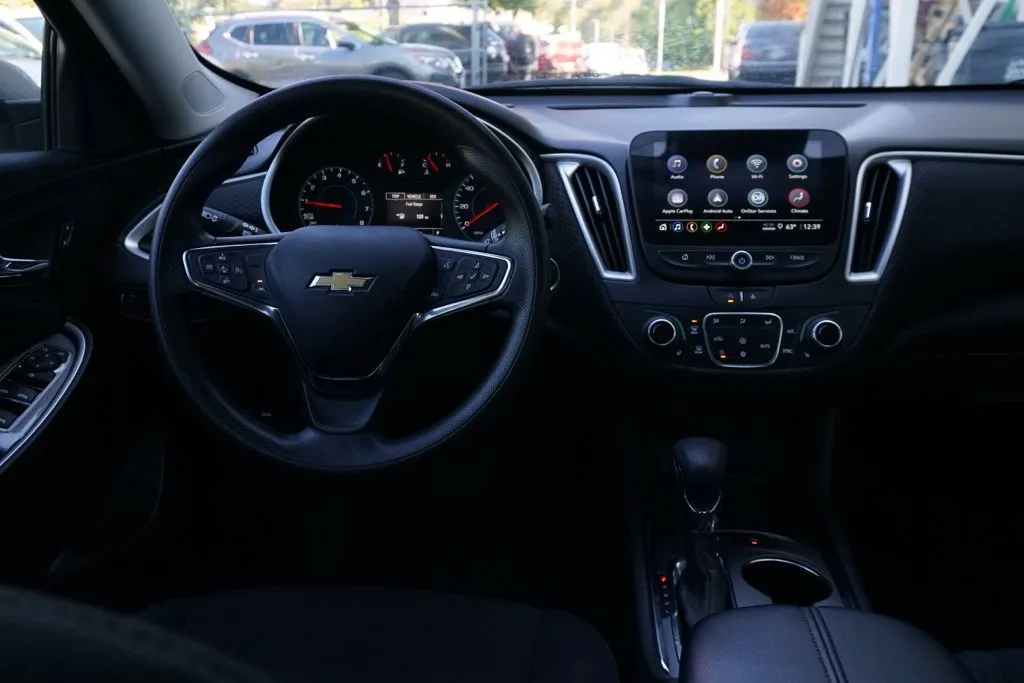 Chevrolet Malibu photo 20