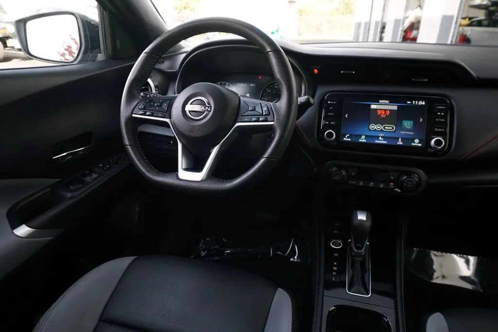 Nissan Kicks photo 12