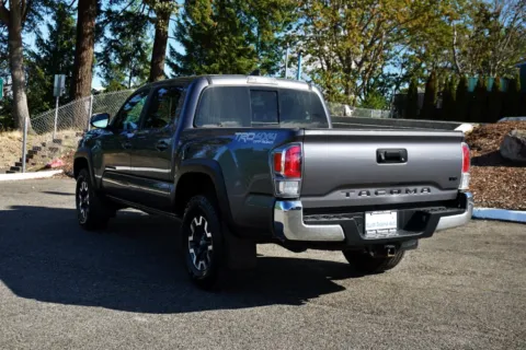 More photos of 2022 Toyota Tacoma TRD Off-Road V6 at South Tacoma Auto, WA