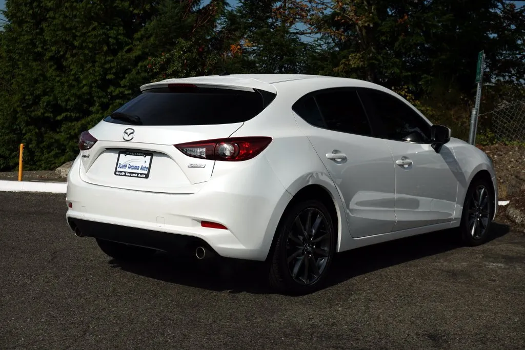Mazda Mazda3 photo 3