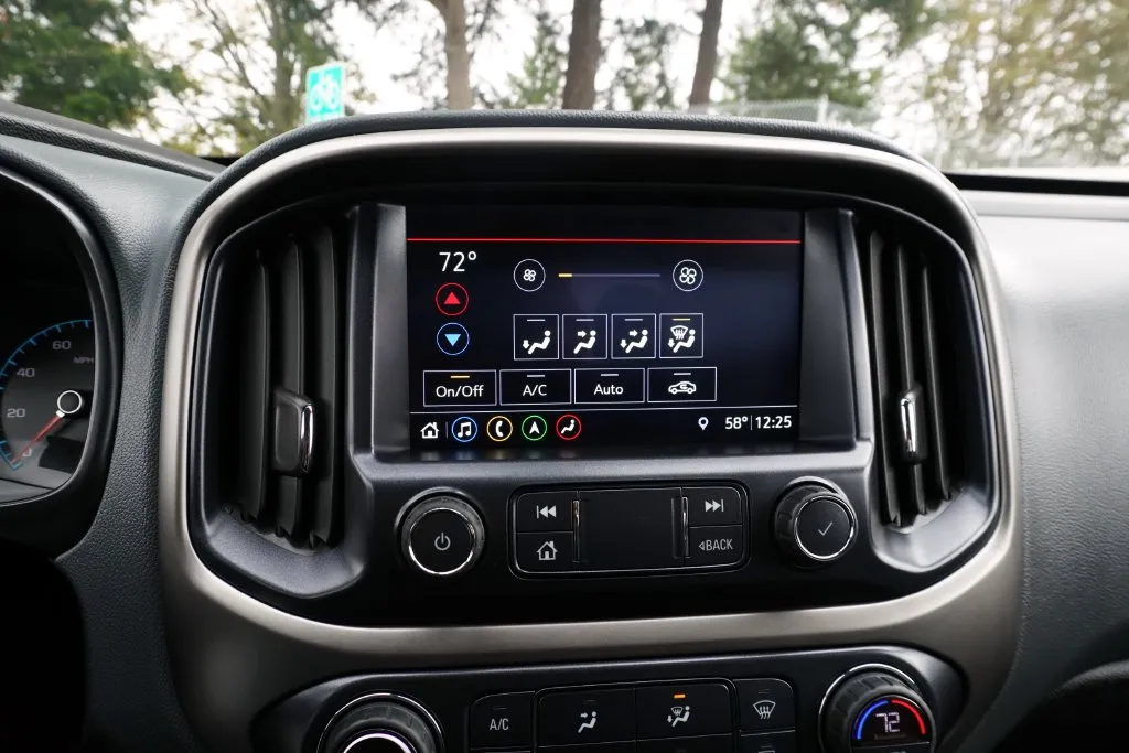 Chevrolet Colorado photo 26