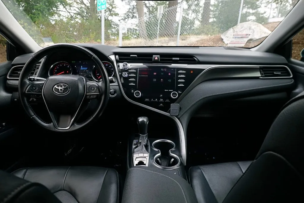 Toyota Camry photo 23