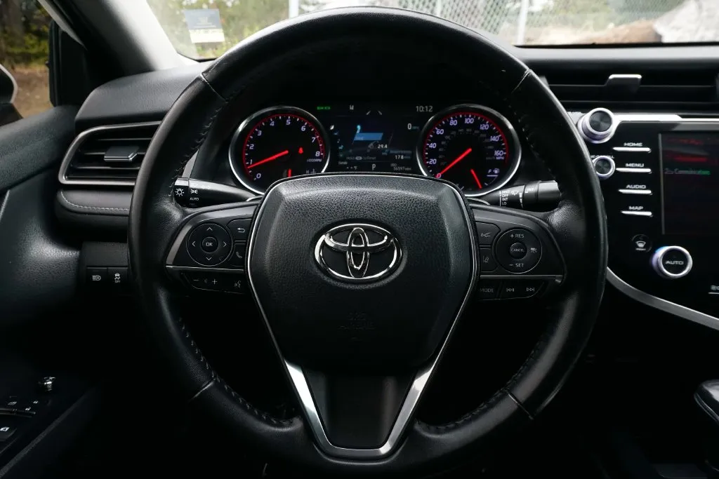 Toyota Camry photo 24