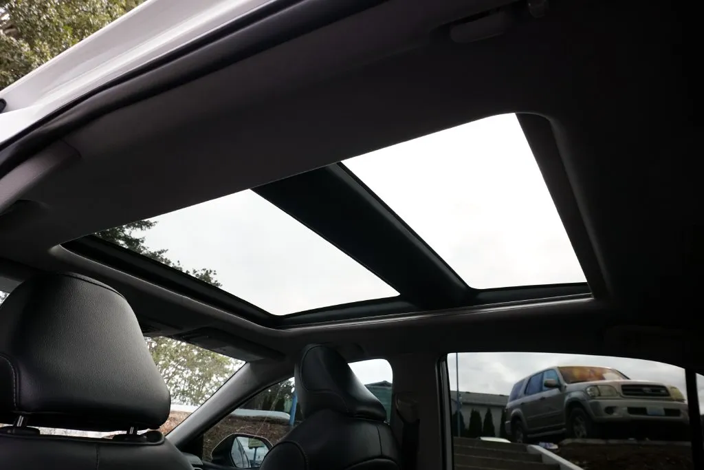 Toyota Camry photo 16