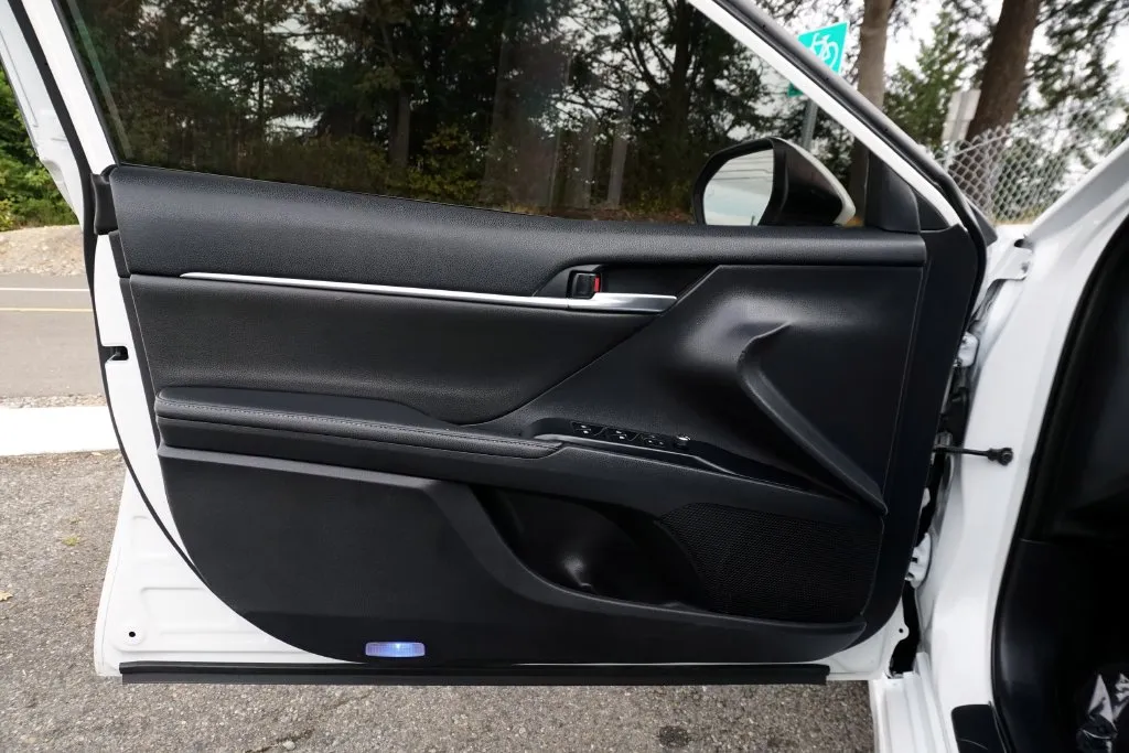 Toyota Camry photo 12
