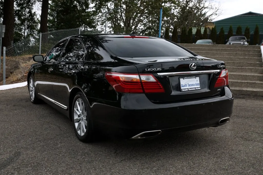 Lexus LS photo 3