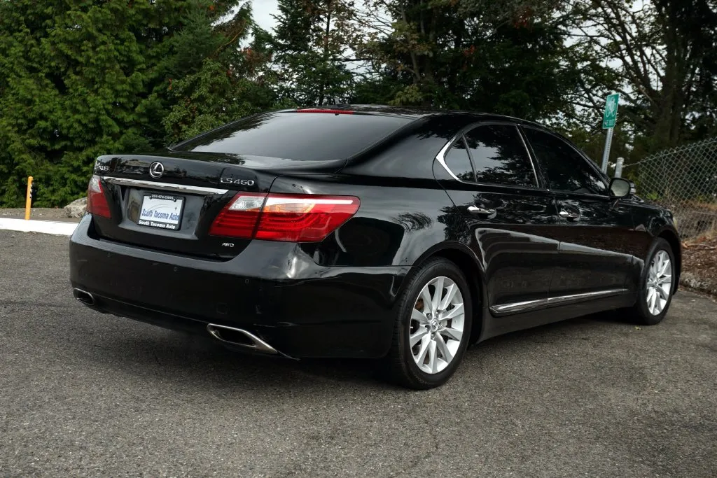 Lexus LS photo 5