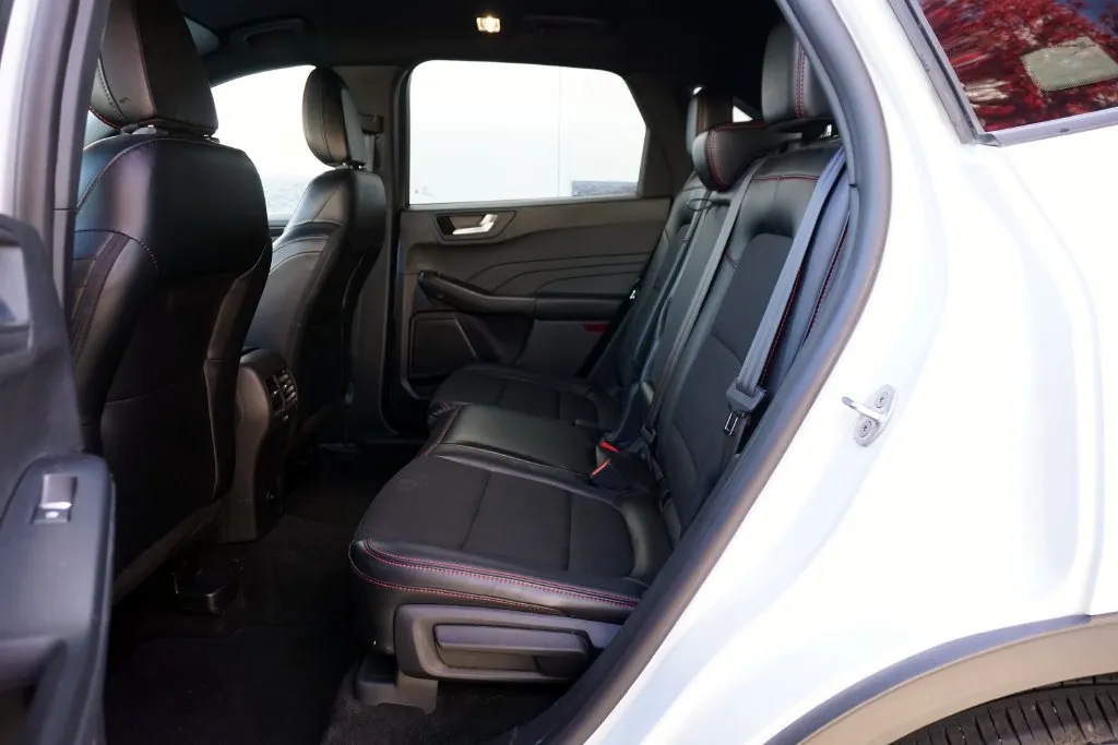 Ford Escape photo 16