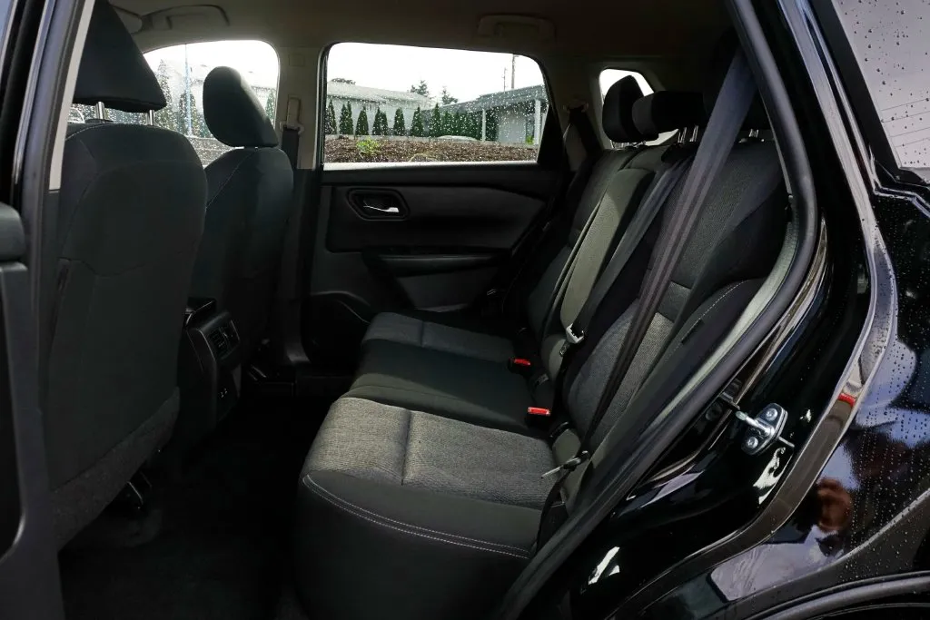 Nissan Rogue photo 25