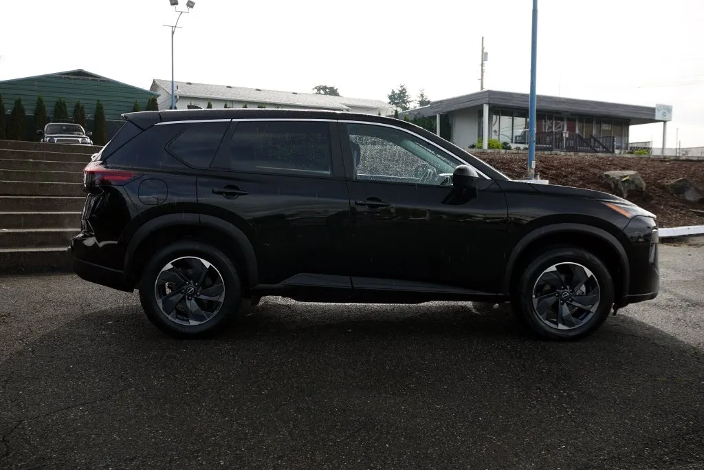 Nissan Rogue photo 6