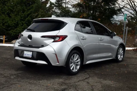 More photos of 2025 Toyota Corolla Hatchback SE at South Tacoma Auto, WA