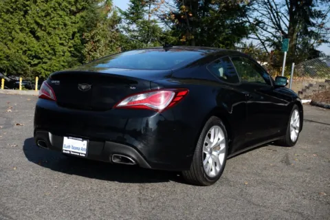 More photos of 2016 Hyundai Genesis Coupe 3.8 at South Tacoma Auto, WA