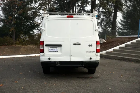 More photos of 2018 Nissan NV2500 HD SV Standard Roof at South Tacoma Auto, WA