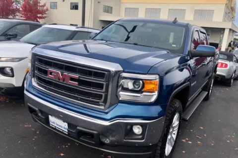 Another view of 2015 GMC Sierra 1500 SLE 4WD for sale in Tacoma, WA at South Tacoma Auto
