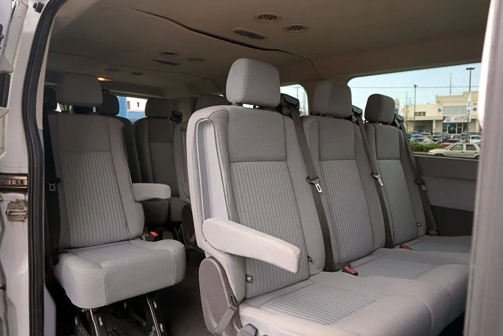 2015 Ford Transit XLT - Photo 12