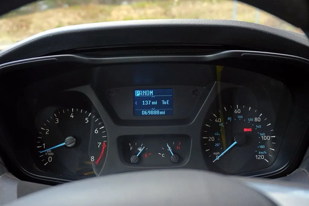 2015 Ford Transit XLT - Photo 17