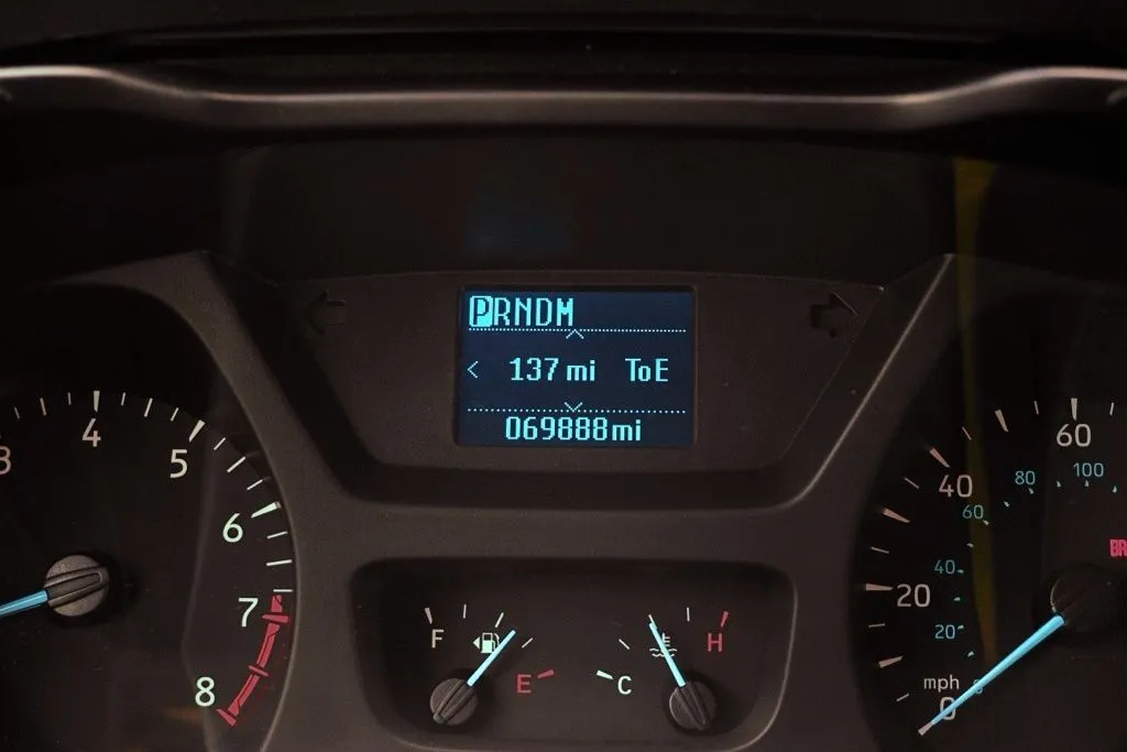 2015 Ford Transit XLT - Photo 18