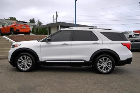 More photos of 2022 Ford Explorer Limited at South Tacoma Auto, WA