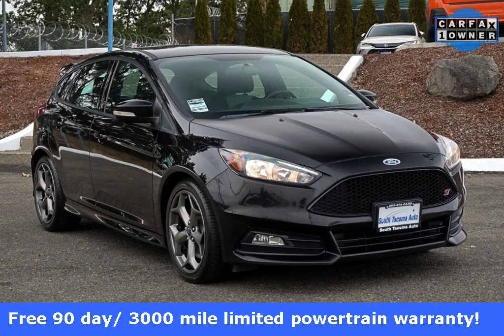 Black 2018 Ford Focus ST for sale in Tacoma, WA